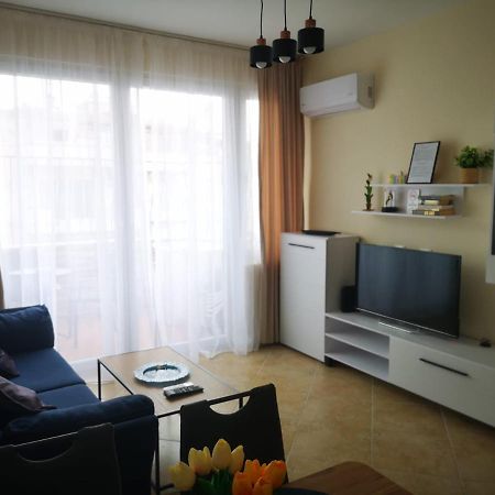 Riviera Deluxe Apartments Vlore Ngoại thất bức ảnh
