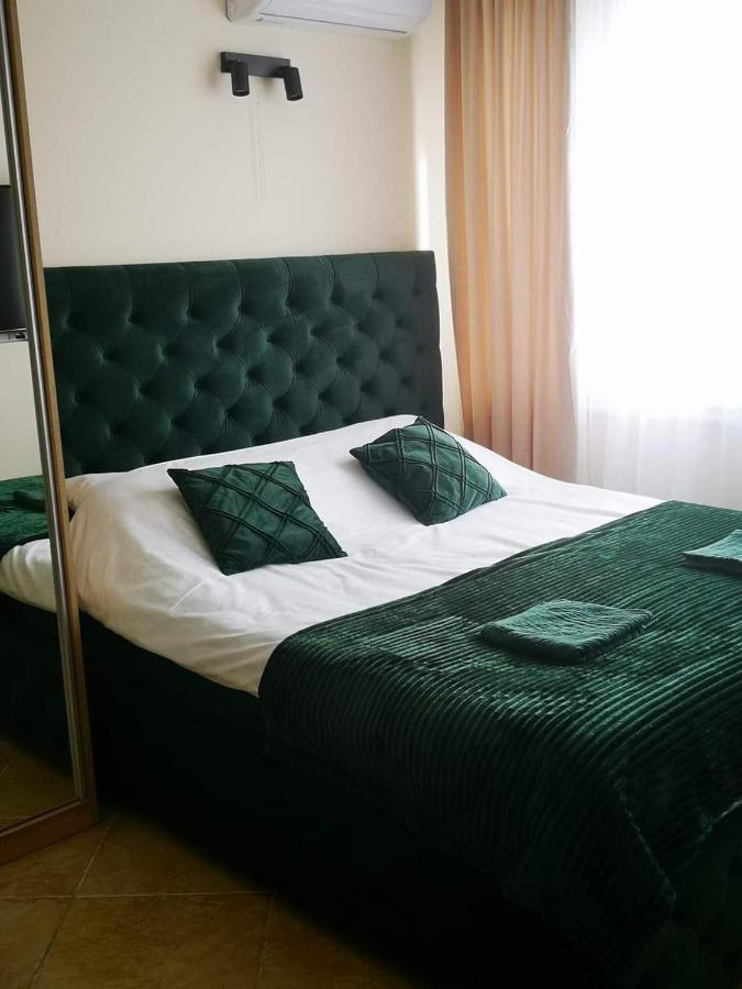 Riviera Deluxe Apartments Vlore Ngoại thất bức ảnh